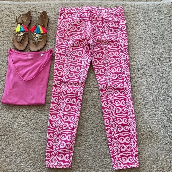 Vineyard Vines Salt Island Tile Print Denim - Picture 5 of 9